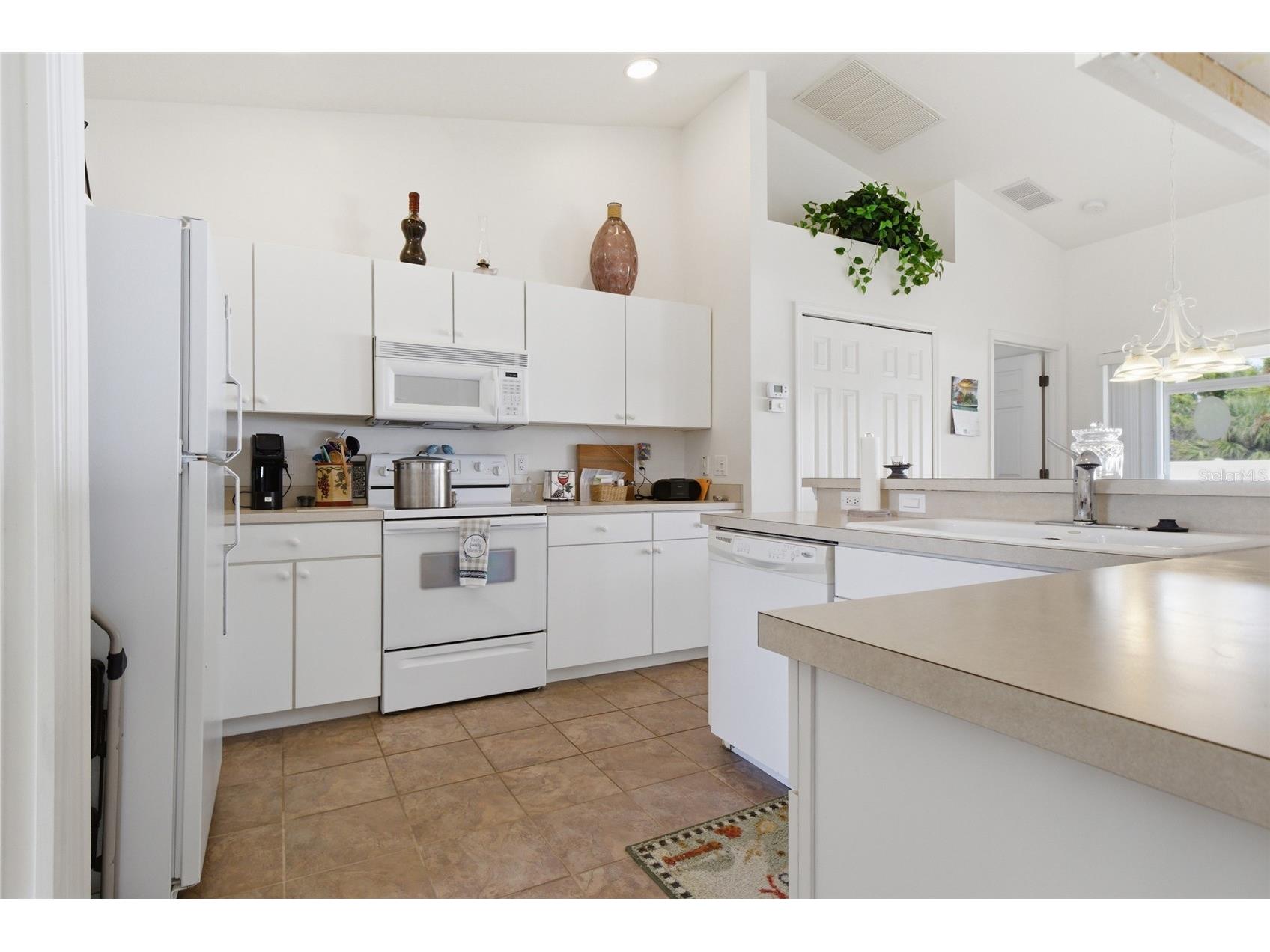 4253 Tennyson Way Venice FL 34293 N6143259 image8