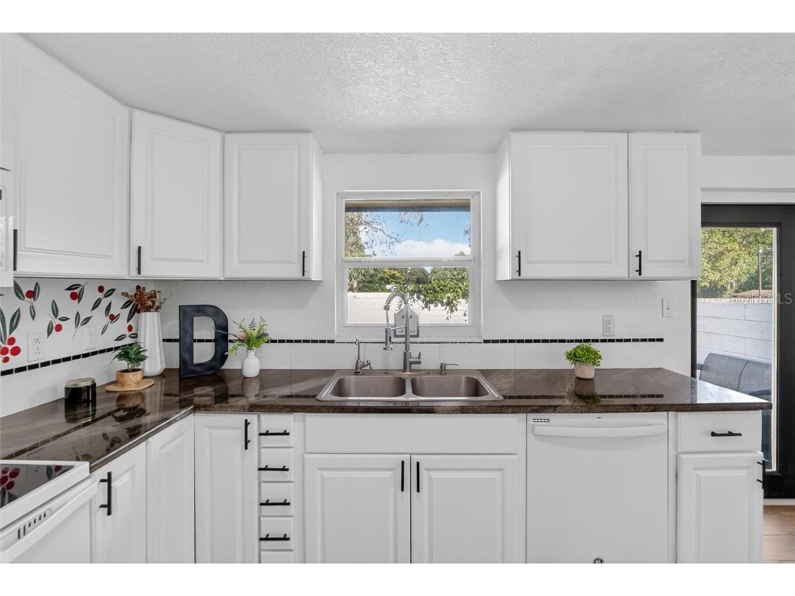 4255 Sabal Palm Drive Mulberry FL 33860 TB8450173 image14