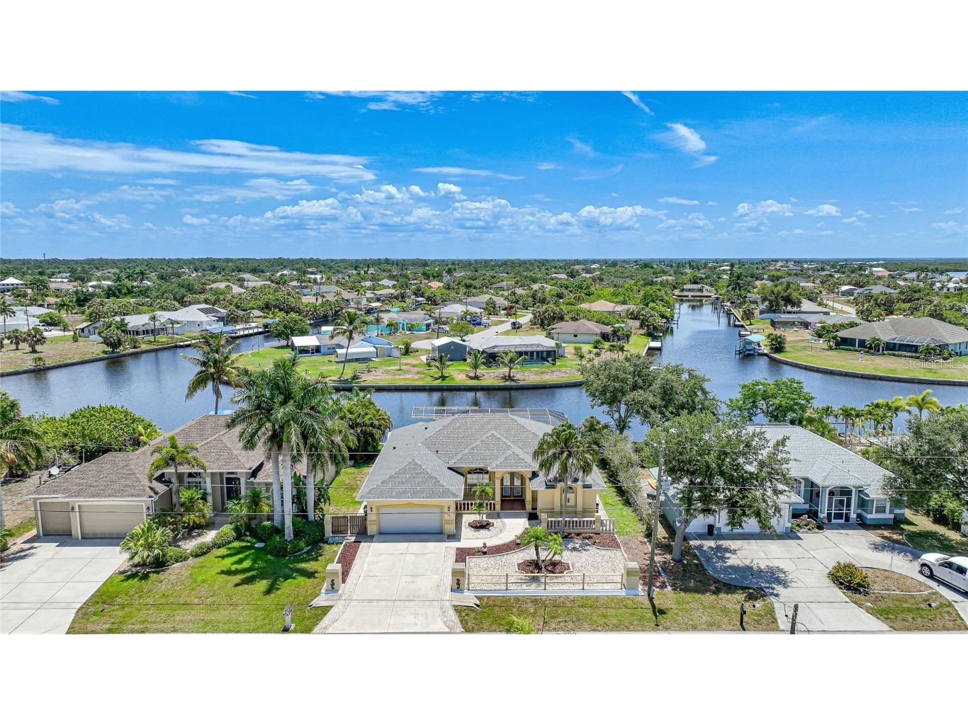 4256 Beach View Court Port Charlotte FL 33948 C7492811 image1