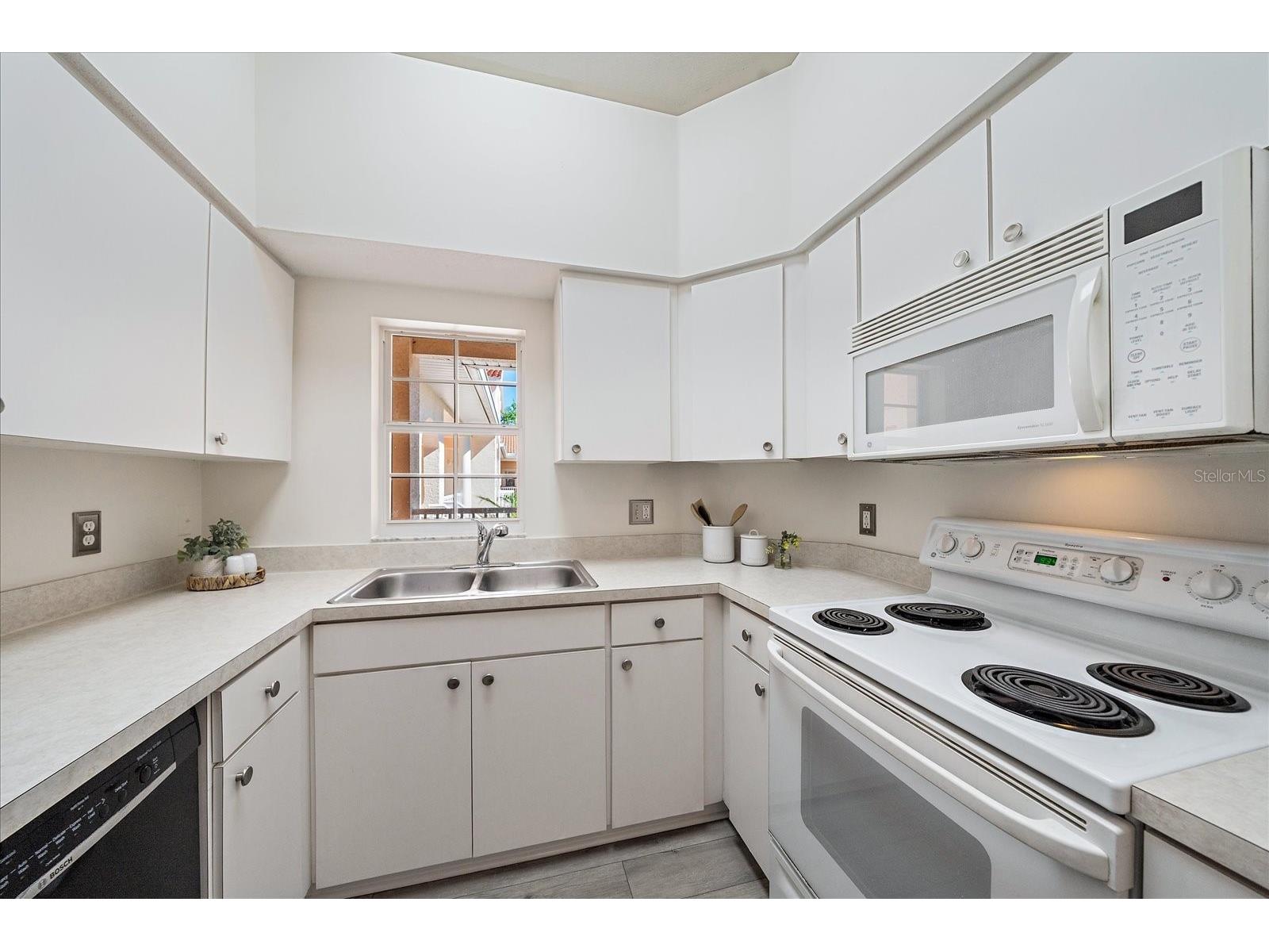 4256 Central Sarasota Parkway #321 Sarasota FL 34238 A4688861 image19