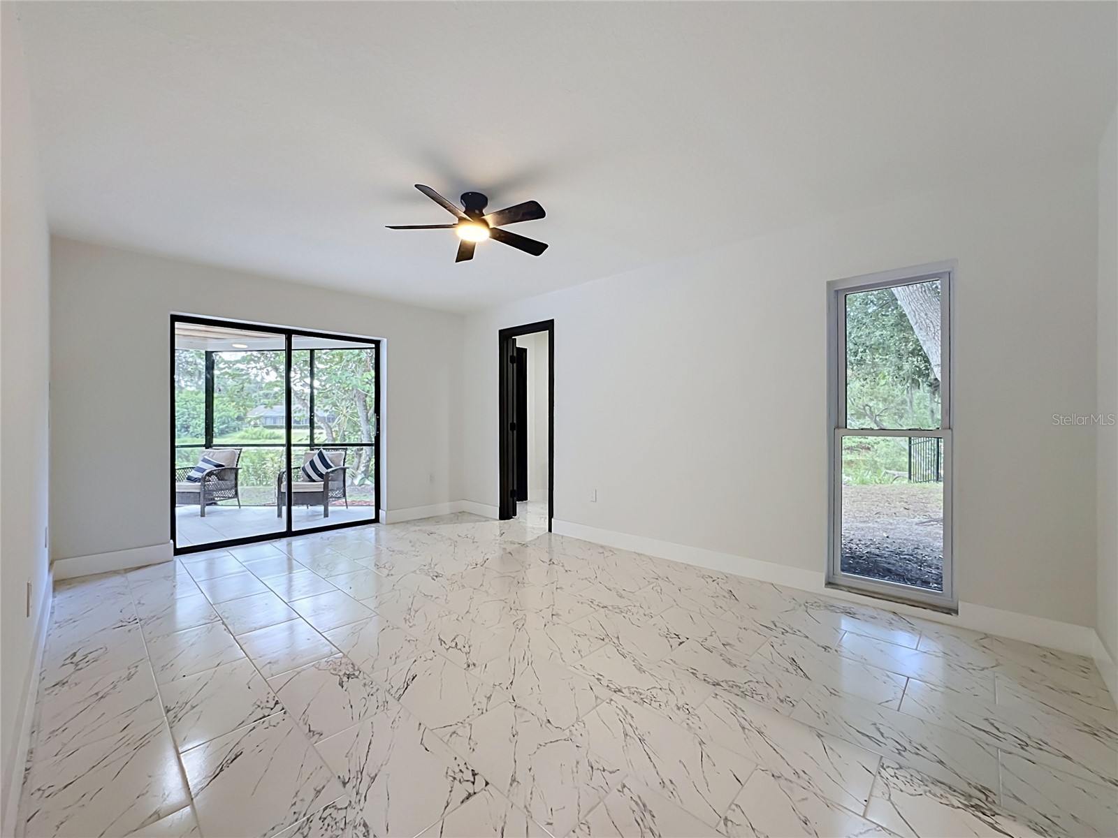 4256 King Richard Lane Sarasota FL 34232 A4698470 image16