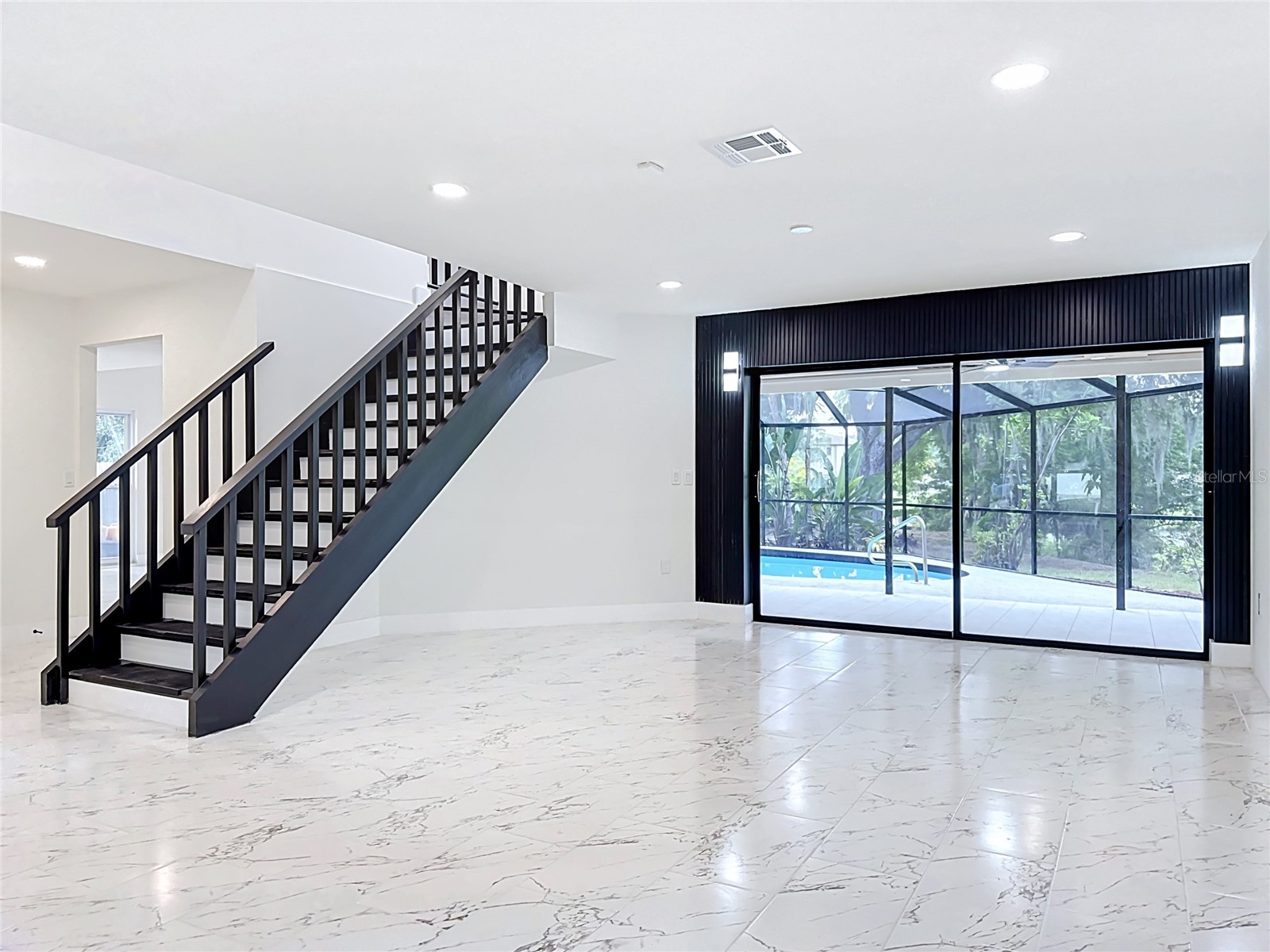 4256 King Richard Lane Sarasota FL 34232 A4698470 image4