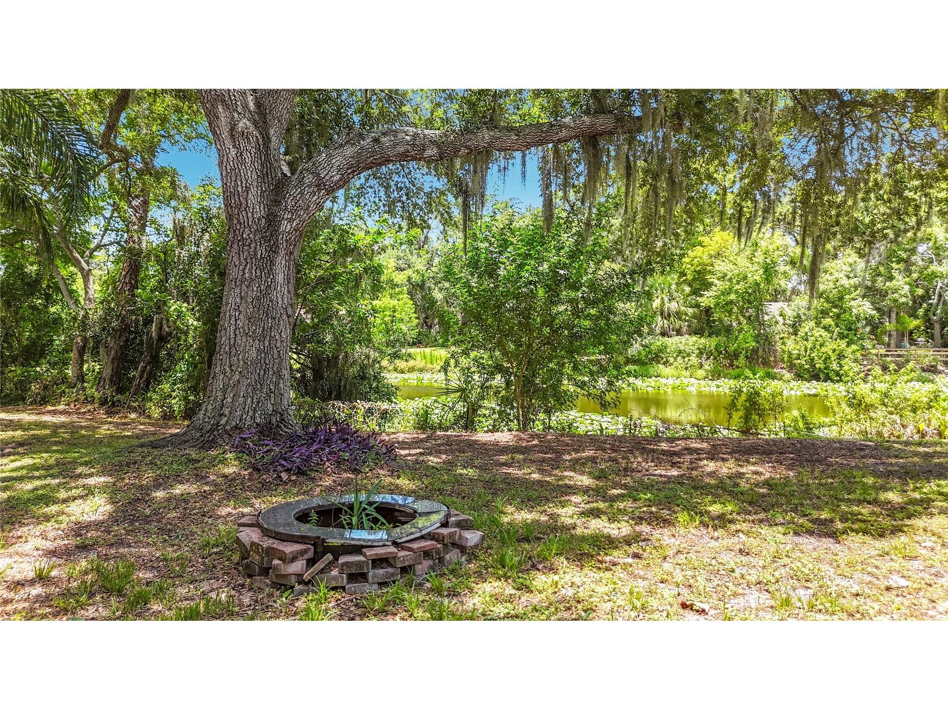 4256 King Richard Lane Sarasota FL 34232 A4698470 image43