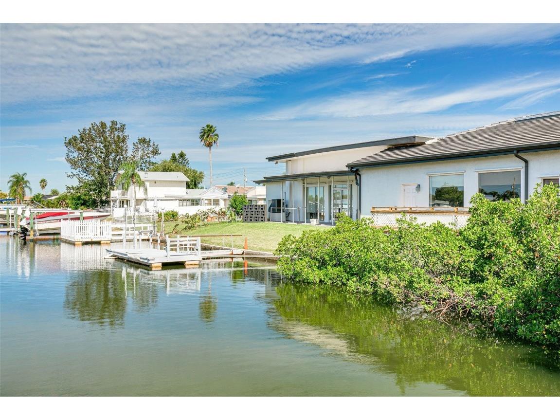 4256 Rudder Way New Port Richey FL 34652 TB8446771 image66