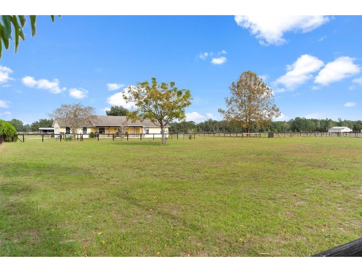 42568 Maggie Jones Road Paisley FL 32767 G5075873 image1