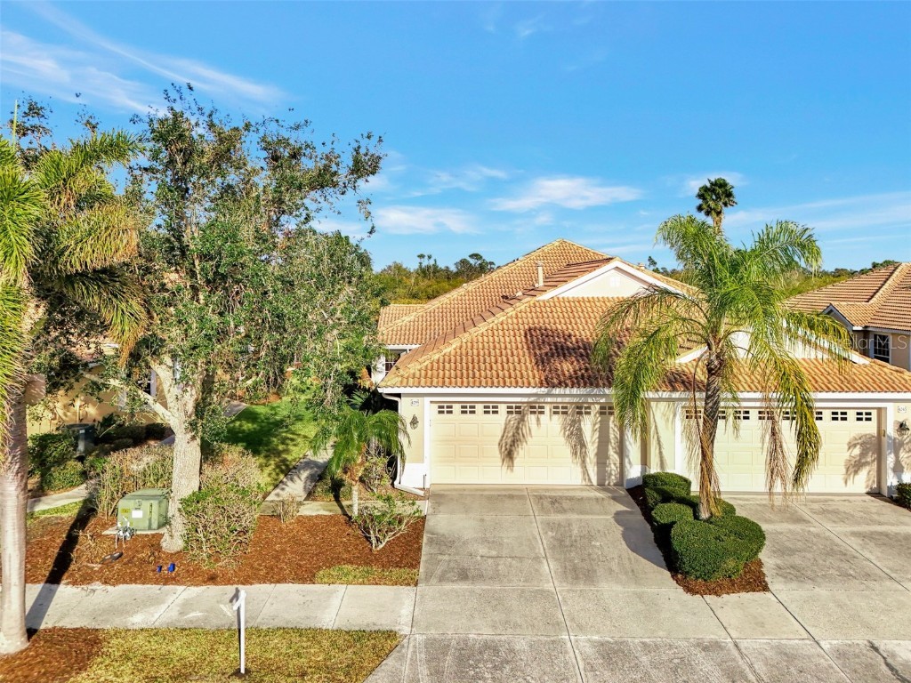4259 Whispering Oaks Drive North Port FL 34287 N6136755 image1
