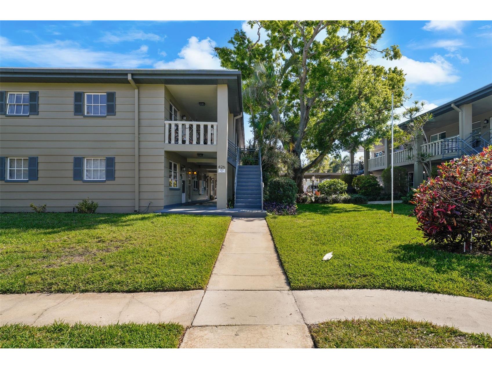 426 32nd Avenue N #102E Saint Petersburg FL 33704 TB8362730 image1