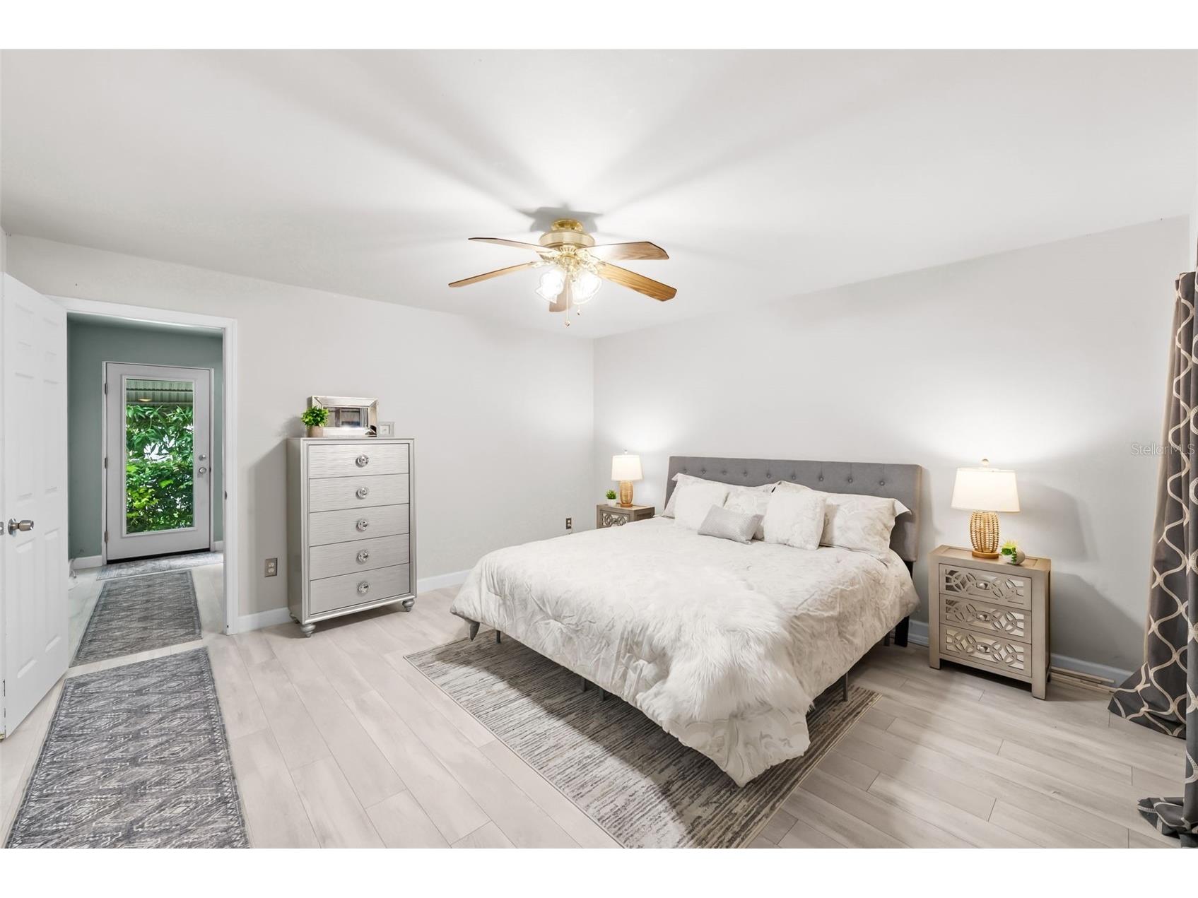 426 32nd Avenue N #102E Saint Petersburg FL 33704 TB8362730 image12