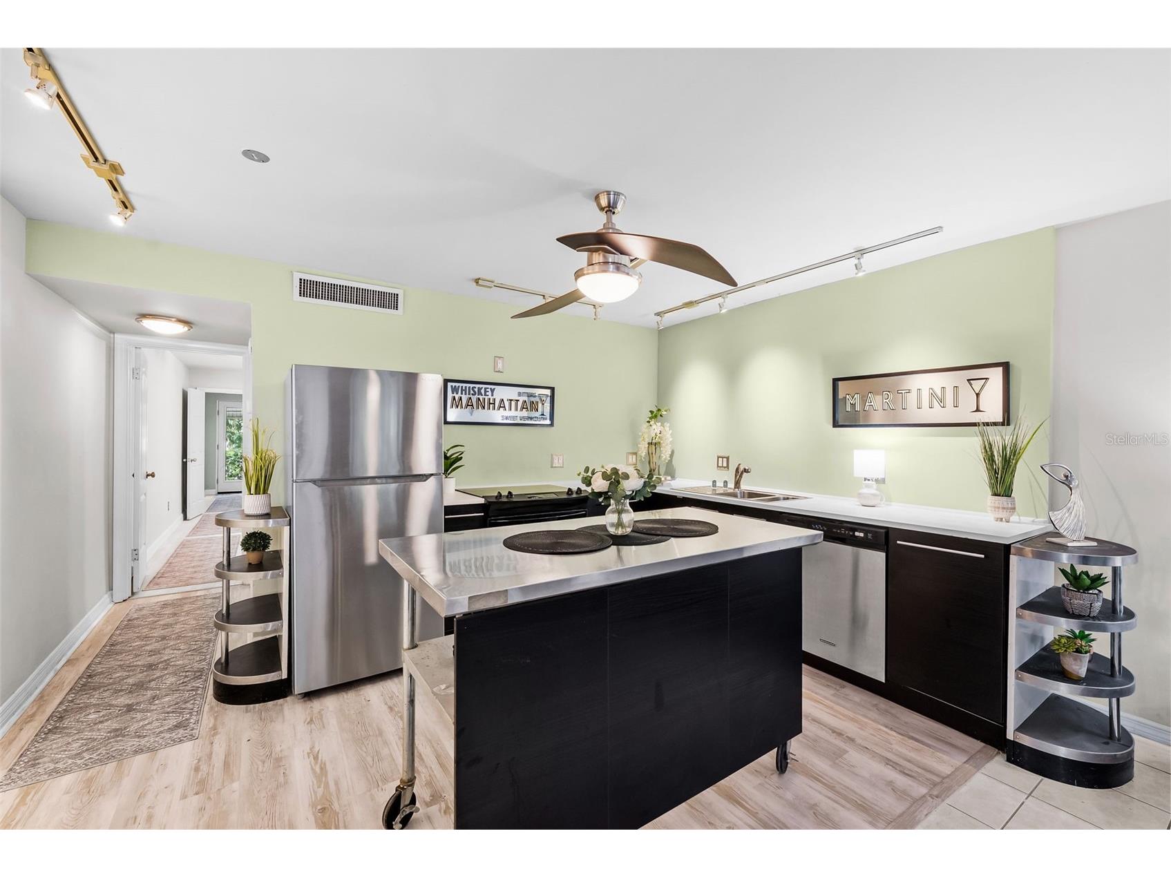 426 32nd Avenue N #102E Saint Petersburg FL 33704 TB8362730 image7