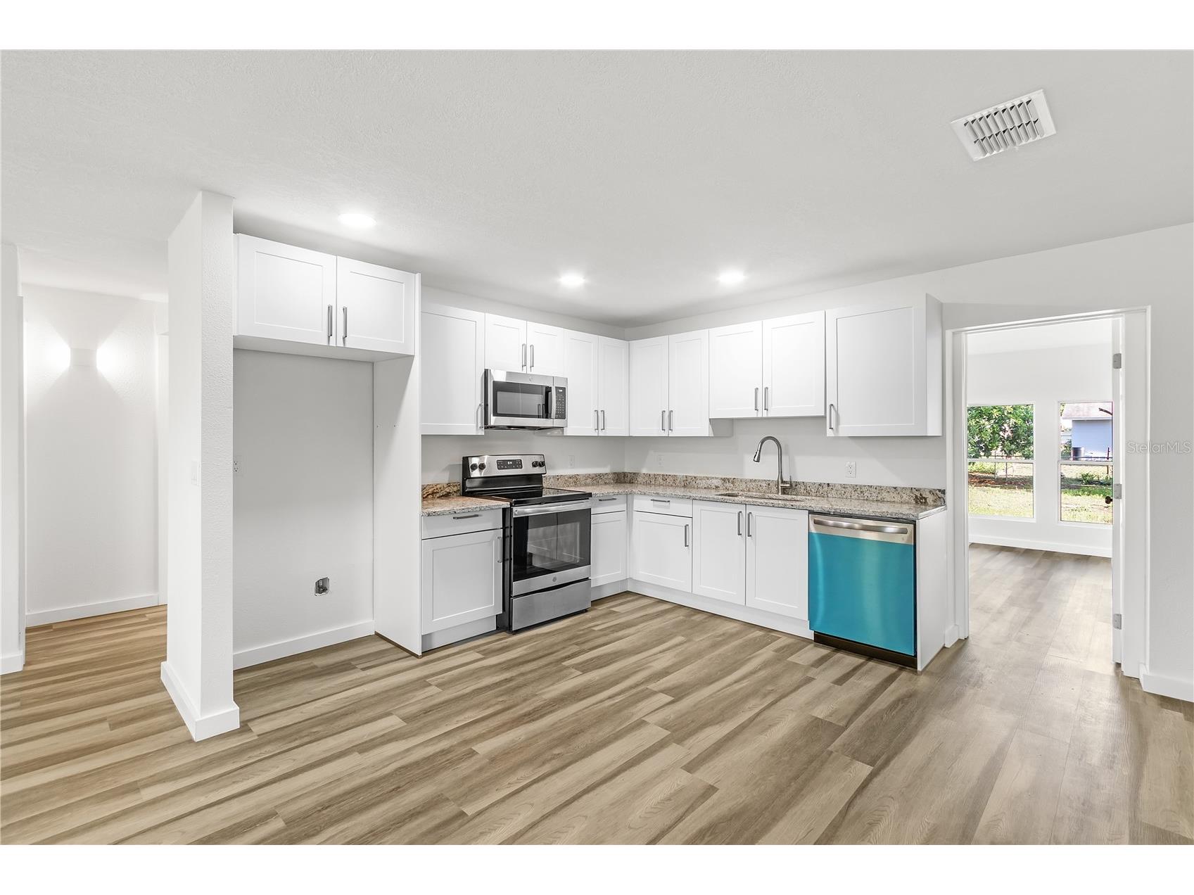 426 Bascom Court Polk City FL 33868 L4960898 image6