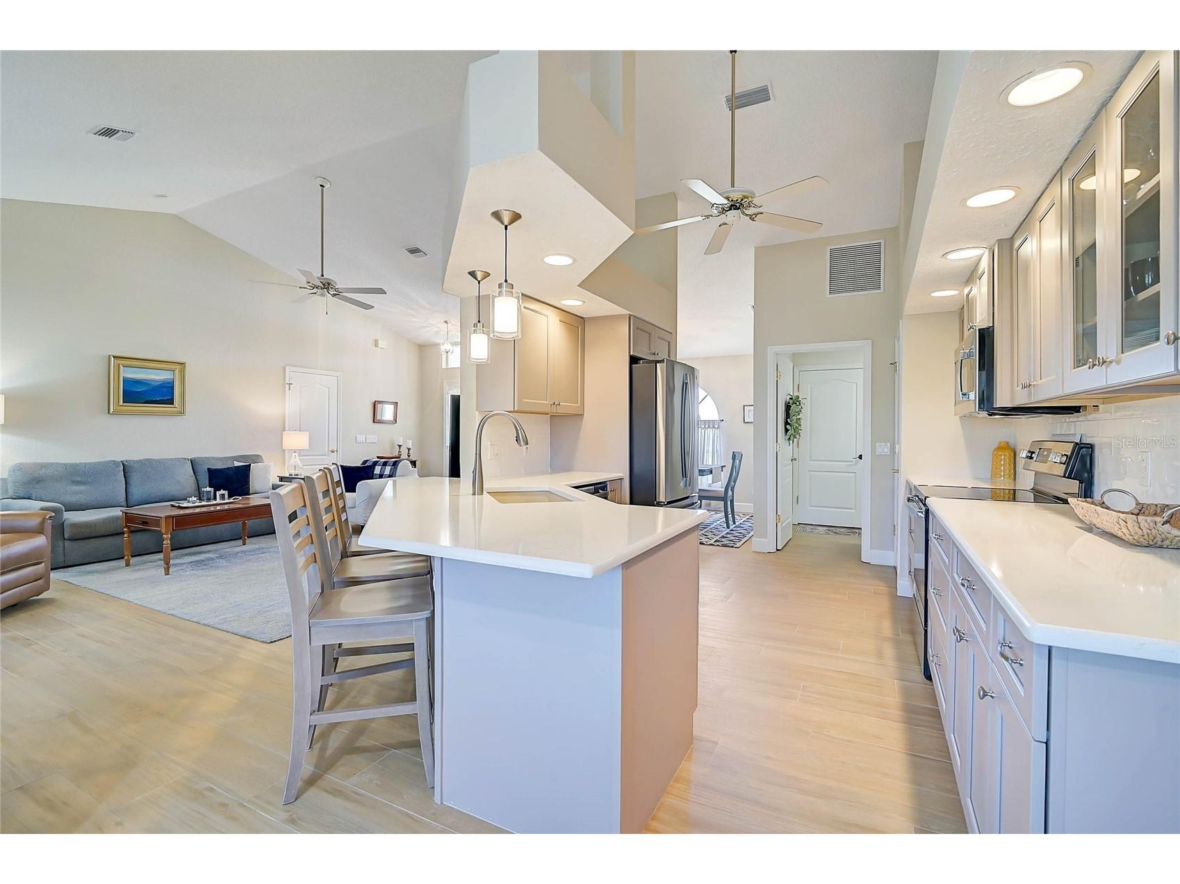 426 Bermuda Isles Circle Venice FL 34292 A4683991 image13