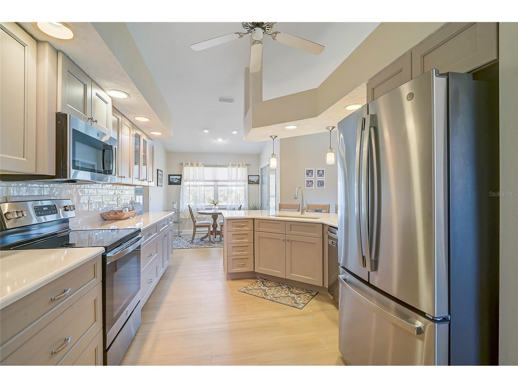 426 Bermuda Isles Circle Venice FL 34292 A4683991 image14