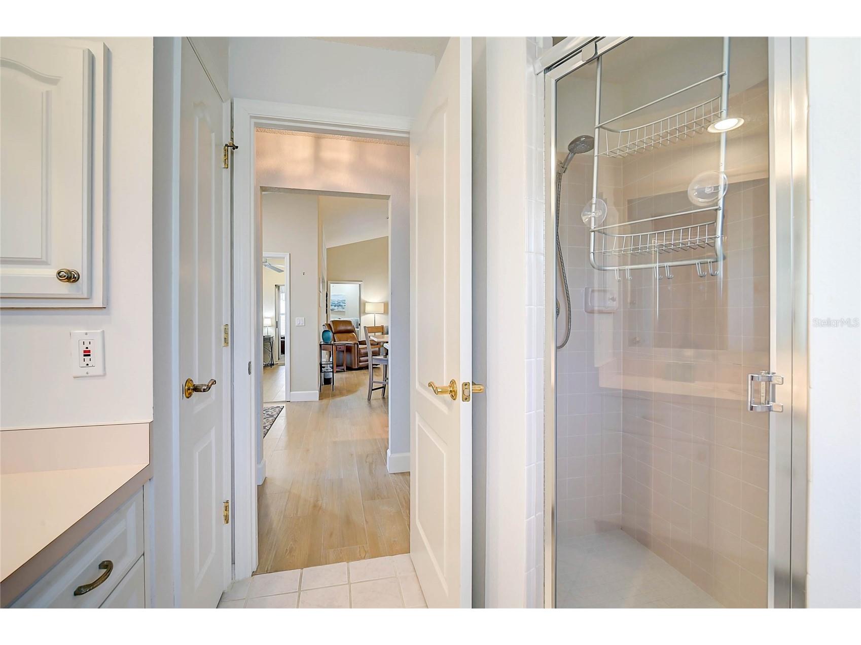 426 Bermuda Isles Circle Venice FL 34292 A4683991 image25