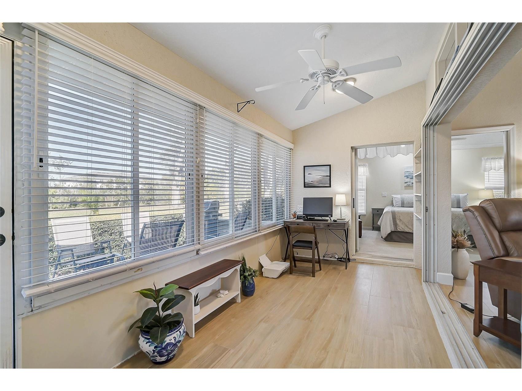 426 Bermuda Isles Circle Venice FL 34292 A4683991 image30