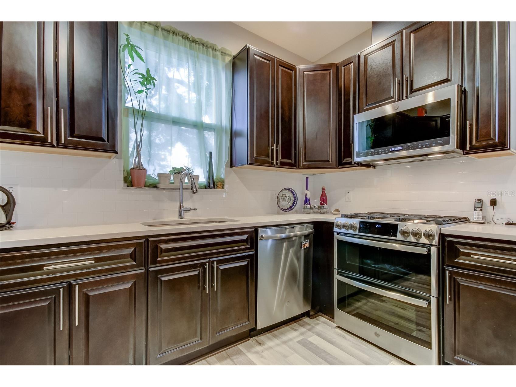 426 Birdsong Lane Dunedin FL 34698 TB8529668 image12