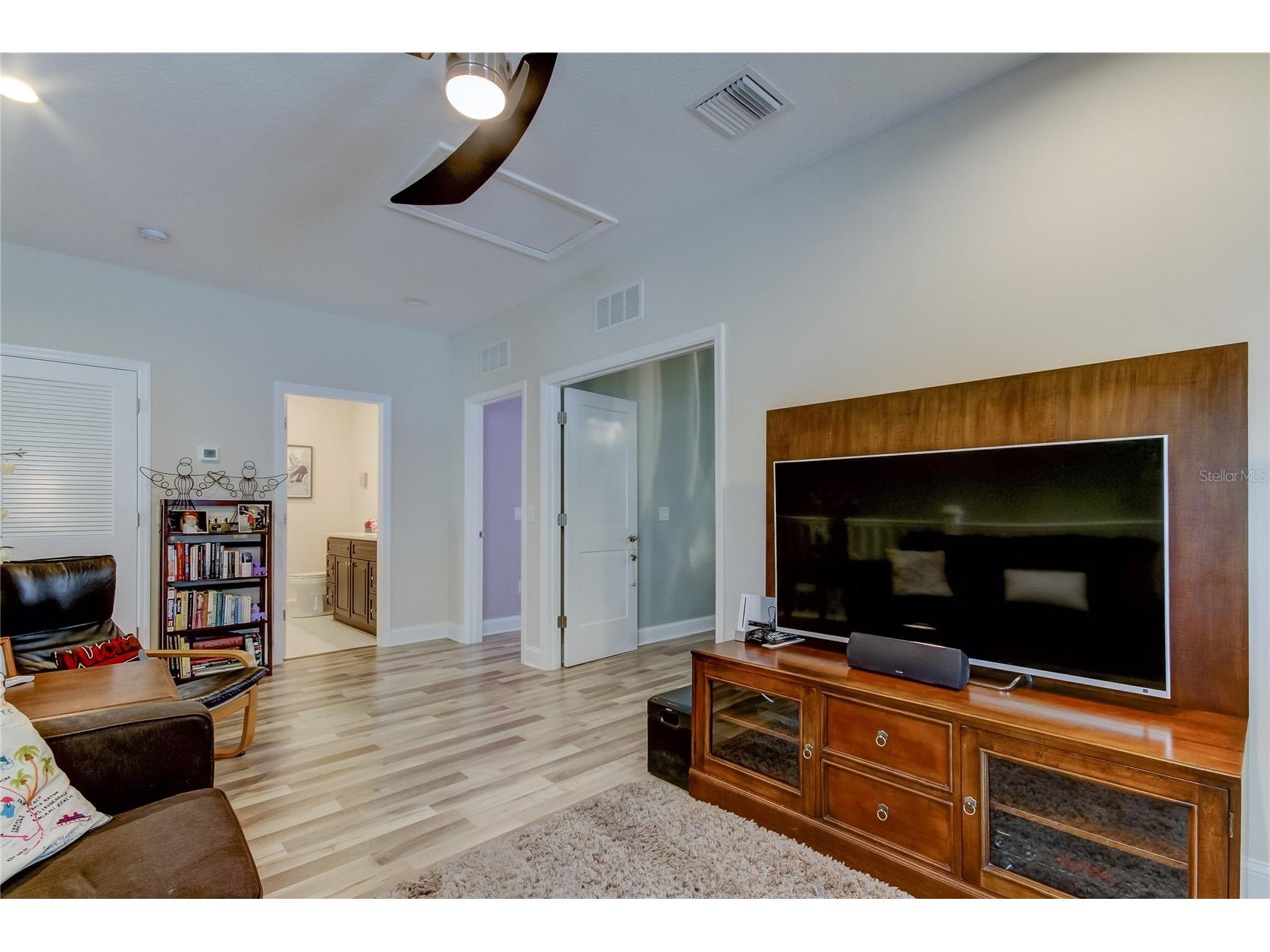 426 Birdsong Lane Dunedin FL 34698 TB8529668 image25