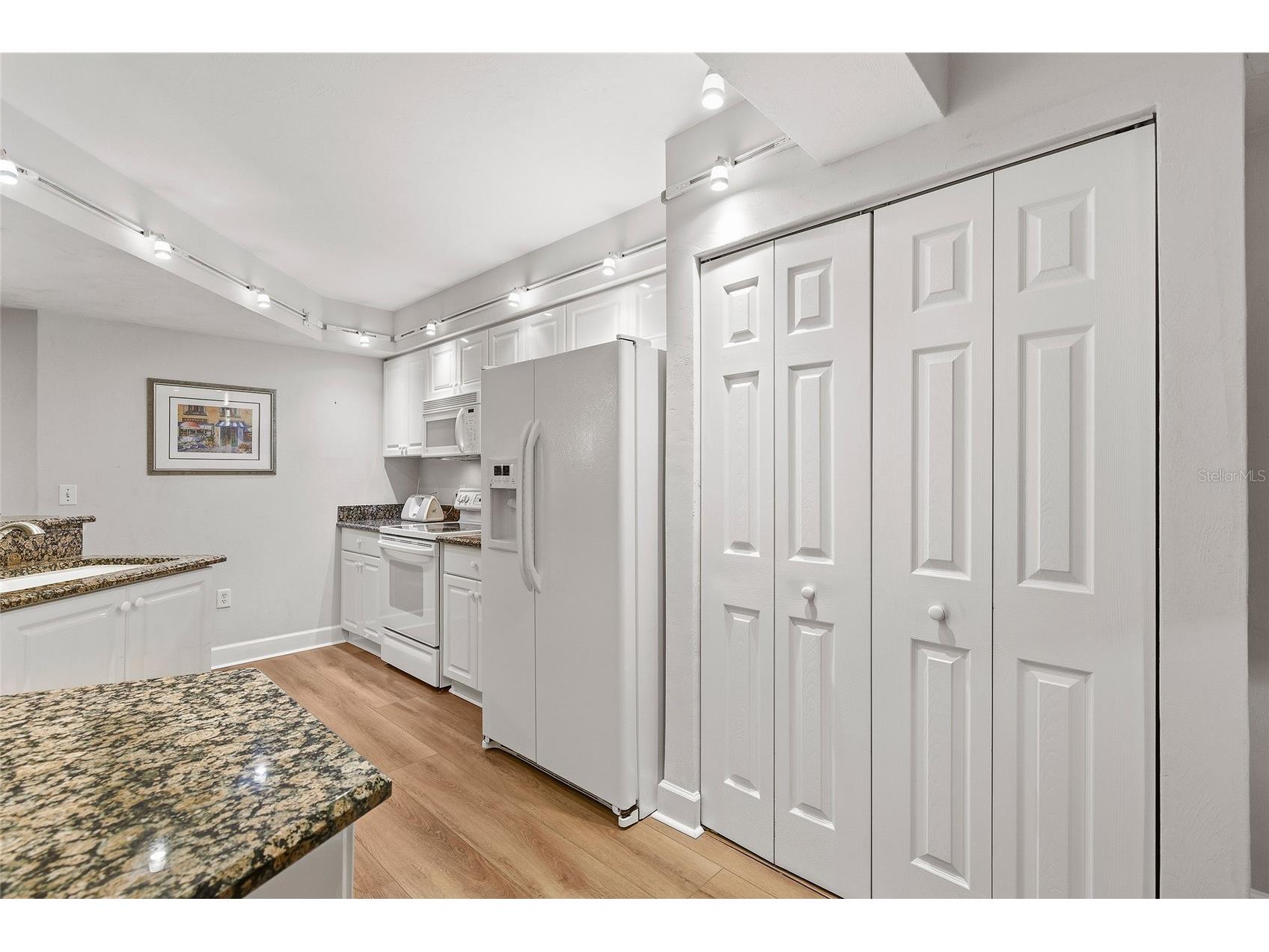 426 Bouchelle Drive #301 New Smyrna Beach FL 32169 - CALLALISA CREEK NS1087301 image5