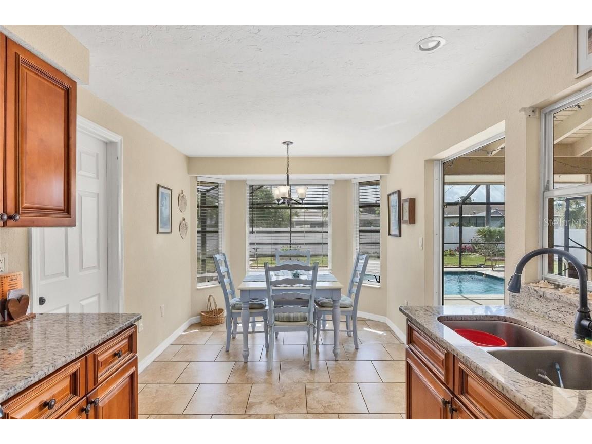 426 Canterbury Road Venice FL 34293 A4673614 image17