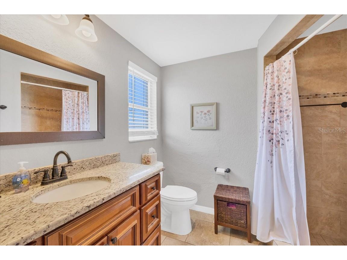 426 Canterbury Road Venice FL 34293 A4673614 image20