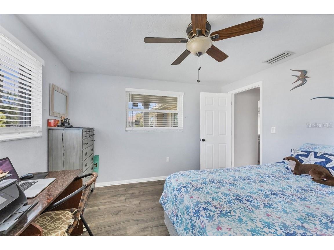 426 Canterbury Road Venice FL 34293 A4673614 image21