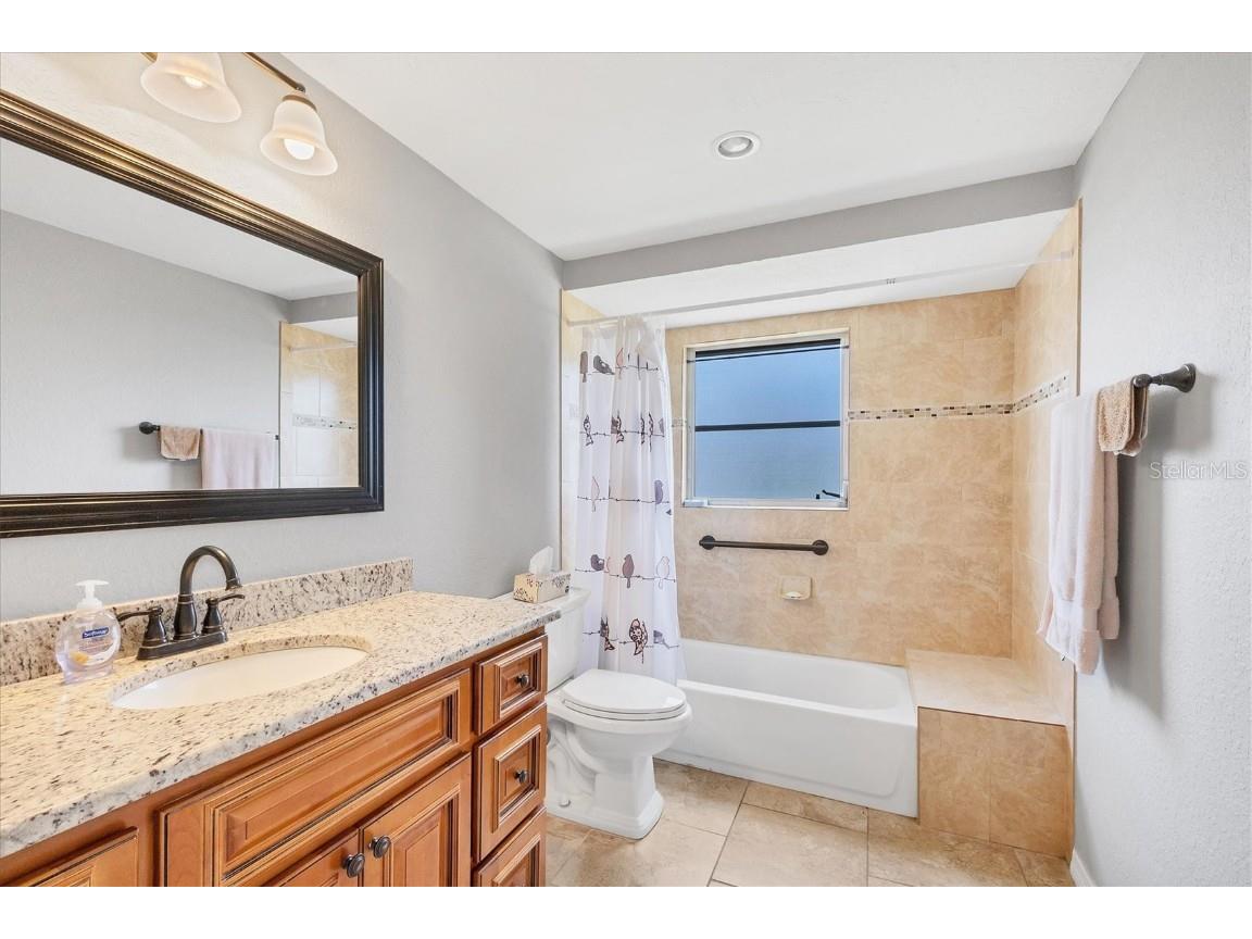 426 Canterbury Road Venice FL 34293 A4673614 image22