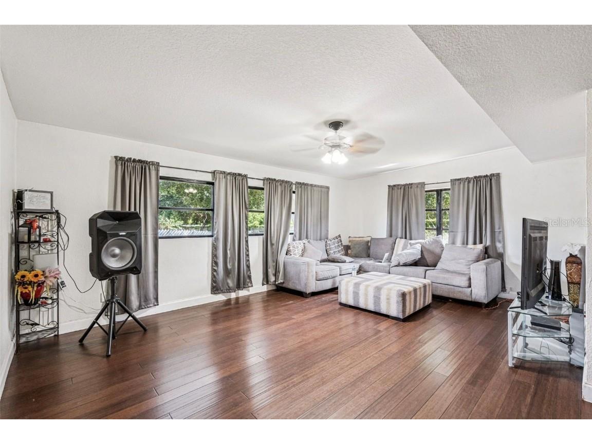 426 Doolittle Street Orlando FL 32839 O6346337 image7