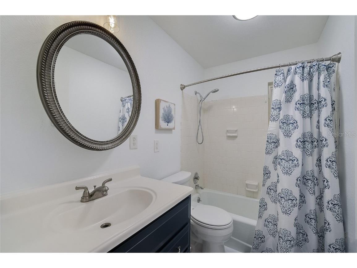 426 Eagles Nest Lane Sarasota FL 34243 A4670606 image22