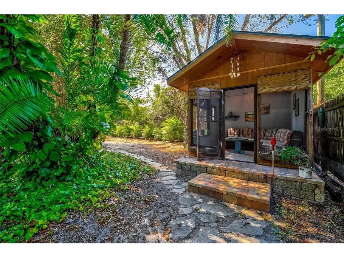 426 Eagles Nest Lane Sarasota FL 34243 A4670606 image32