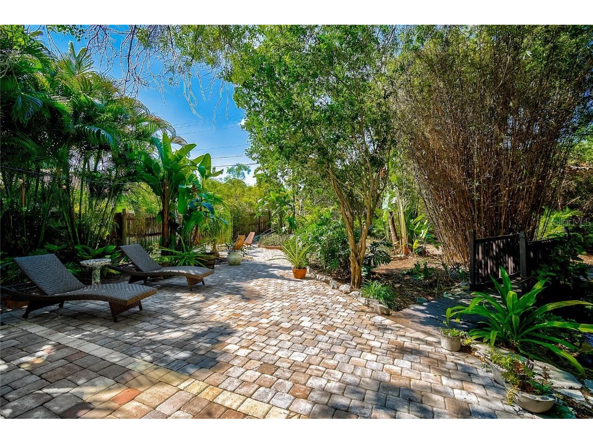 426 Eagles Nest Lane Sarasota FL 34243 A4670606 image36