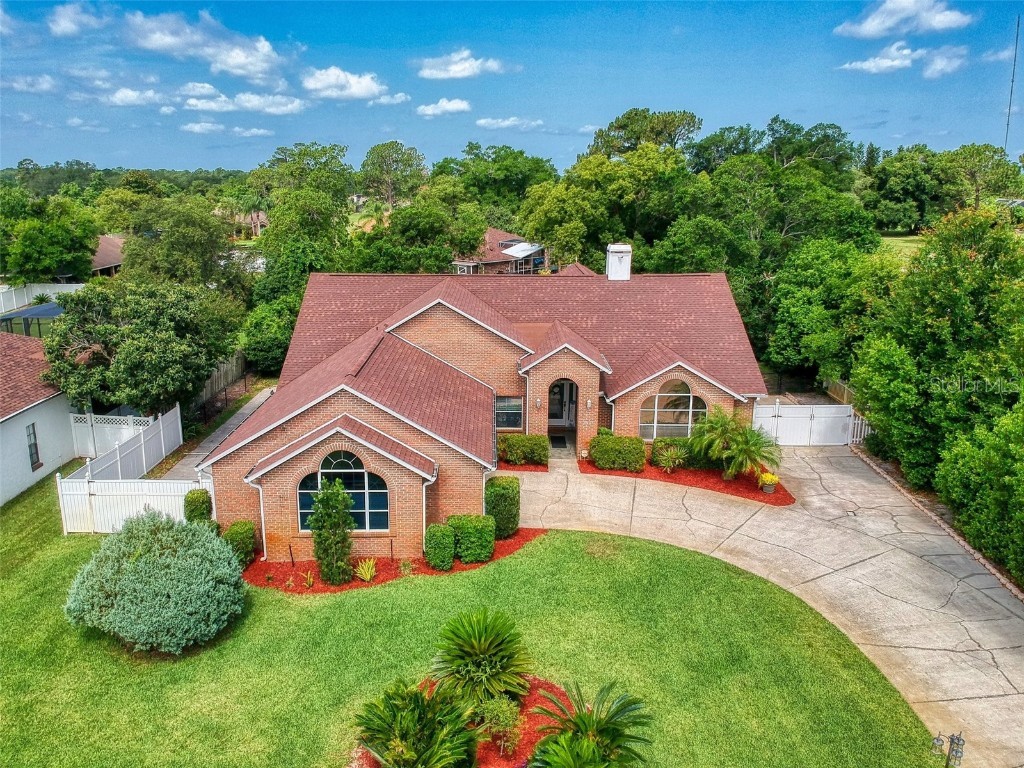 426 Glen Abbey Lane Debary FL 32713 V4936385 image1