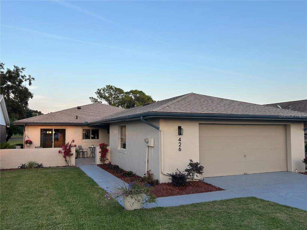 426 Gleneagles Court Winter Haven FL 33884 P4937083 image1