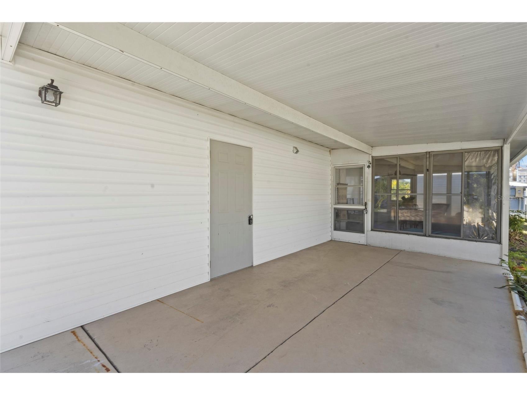 426 Hatchett Creek Road Venice FL 34285 - ROBERTS BAY N6142410 image3