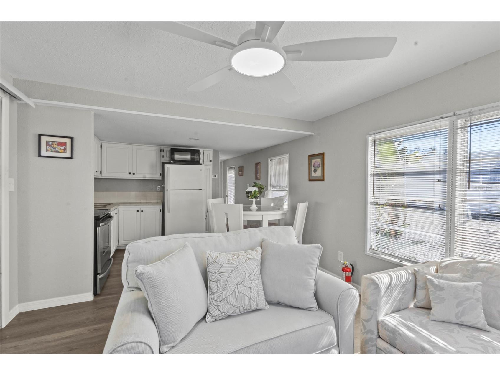 426 Hatchett Creek Road Venice FL 34285 - ROBERTS BAY N6142410 image8
