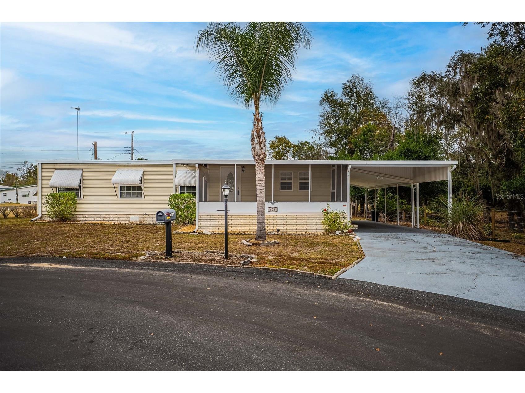 426 Martin Drive Lakeland FL 33809 L4957648 image1