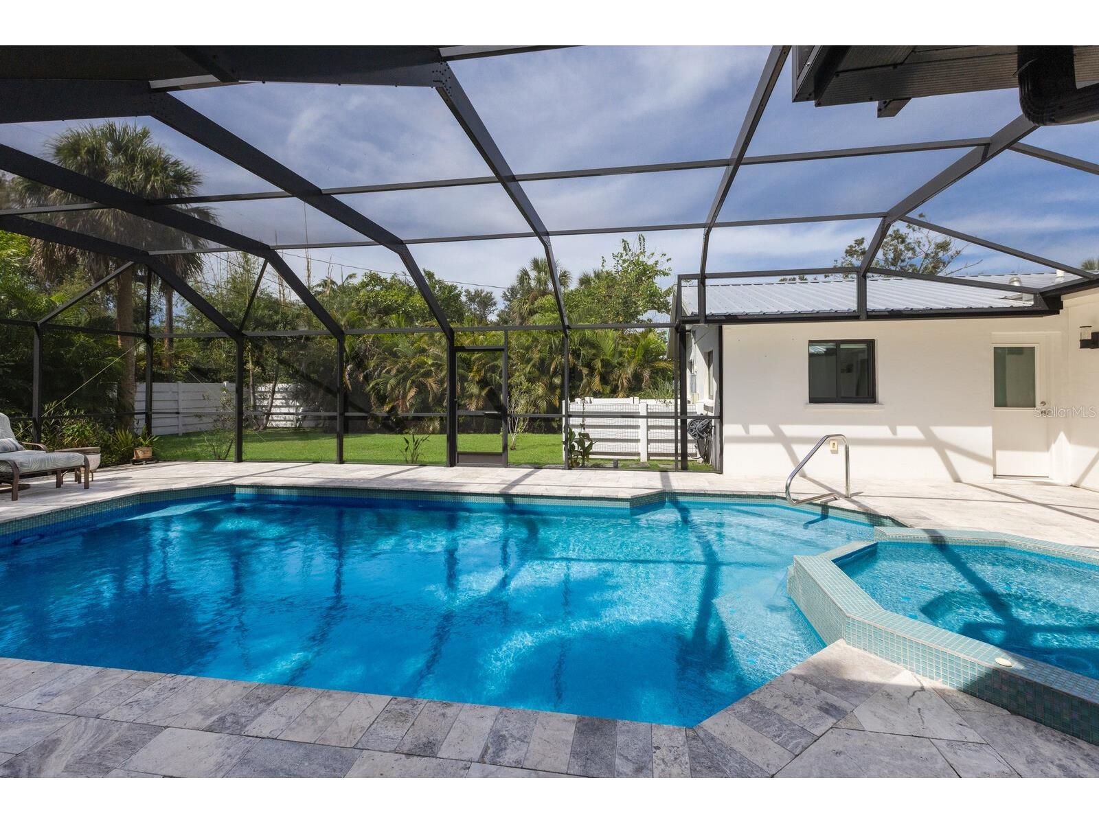 426 N Shore Drive Sarasota FL 34234 A4676229 image19