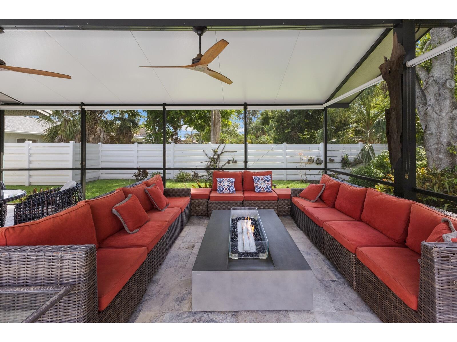 426 N Shore Drive Sarasota FL 34234 A4676229 image22