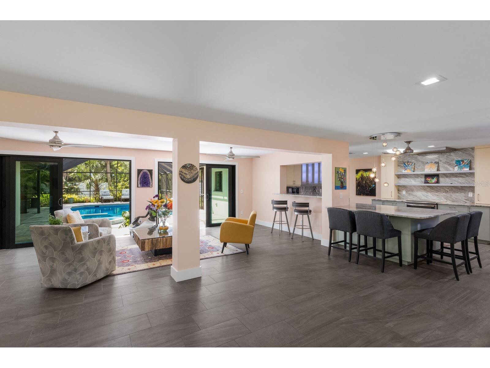 426 N Shore Drive Sarasota FL 34234 A4676229 image3