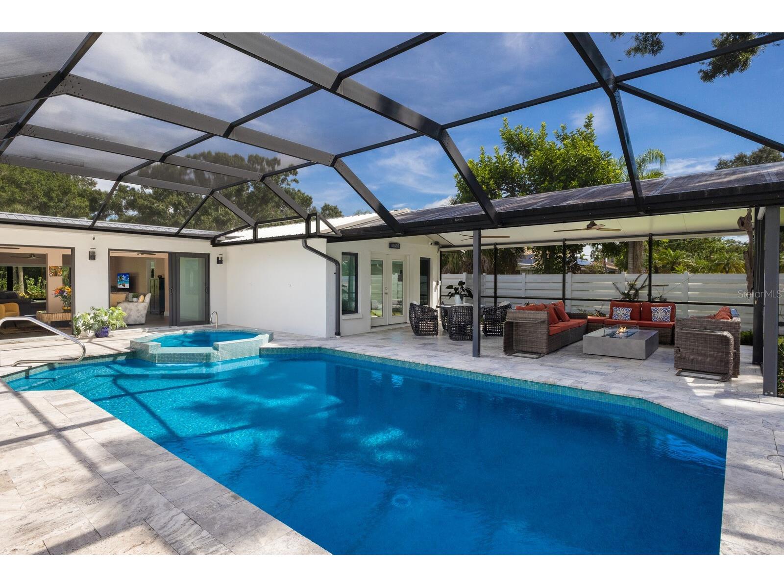 426 N Shore Drive Sarasota FL 34234 A4676229 image5