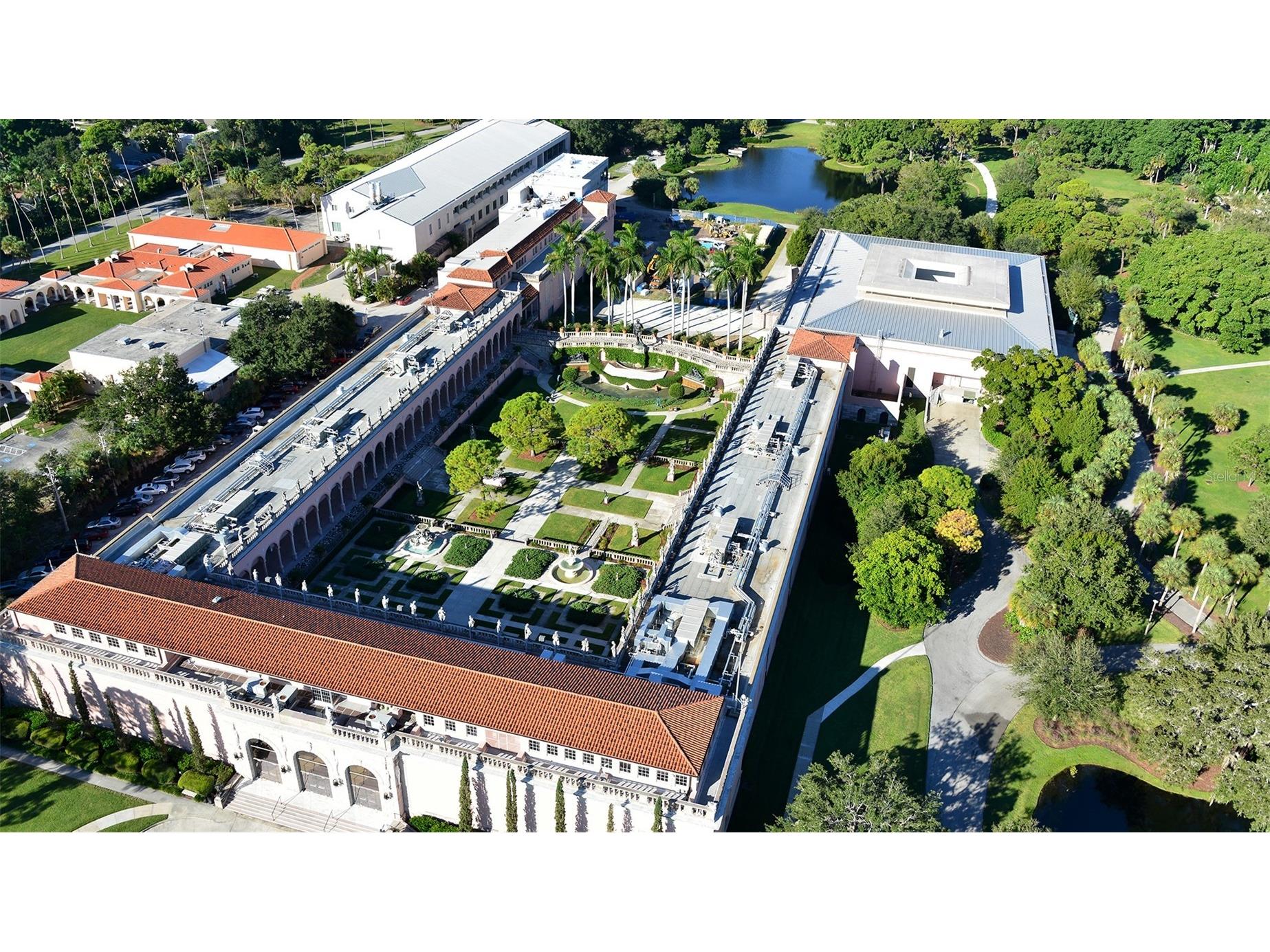 426 N Shore Drive Sarasota FL 34234 A4676229 image51