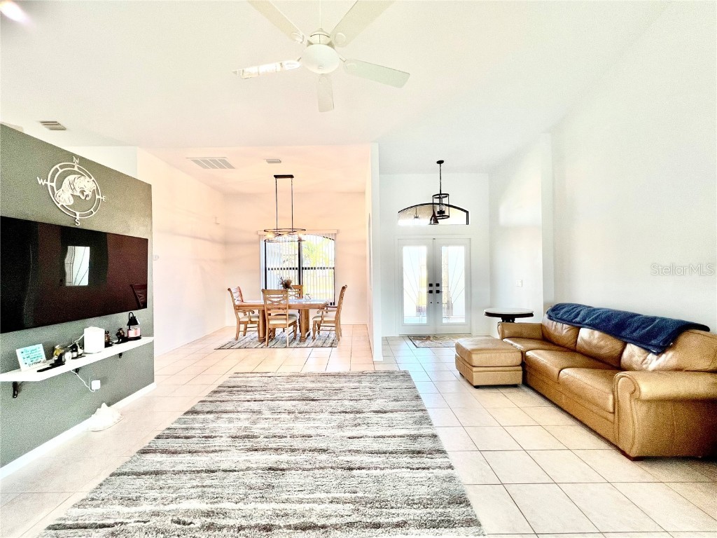 426 NW 37th Place Cape Coral FL 33993 C7516607 image19