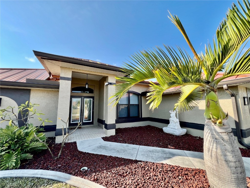 426 NW 37th Place Cape Coral FL 33993 C7516607 image3