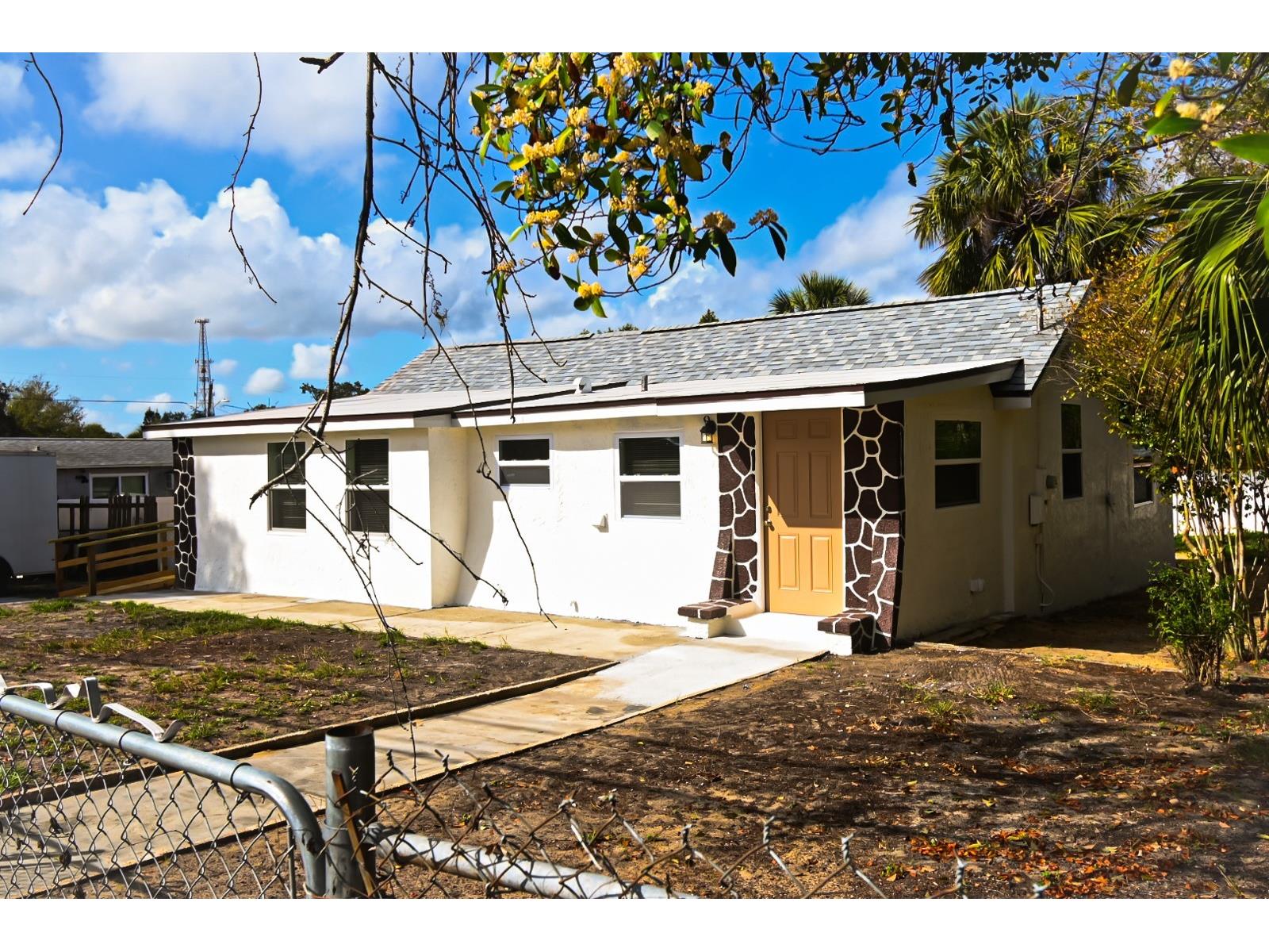 426 S Disston Avenue Tarpon Springs FL 34689 TB8484298 image1