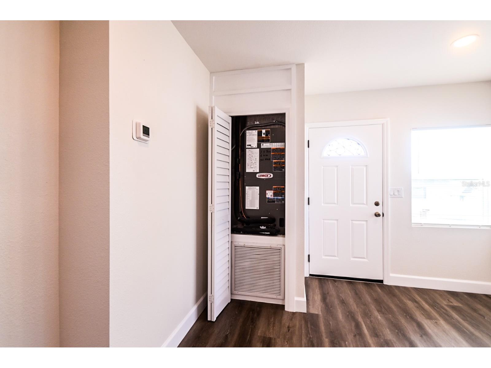 426 S Disston Avenue Tarpon Springs FL 34689 TB8484298 image33