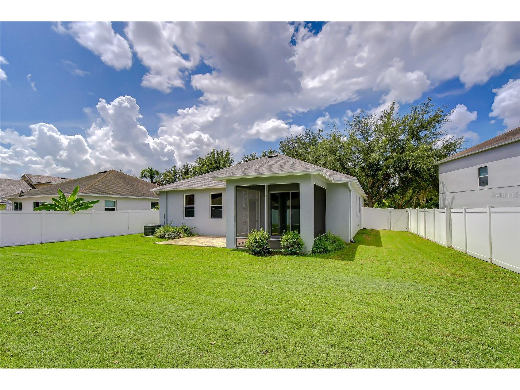 426 Summerlyn Drive Valrico FL 33594 TB8526517 image25