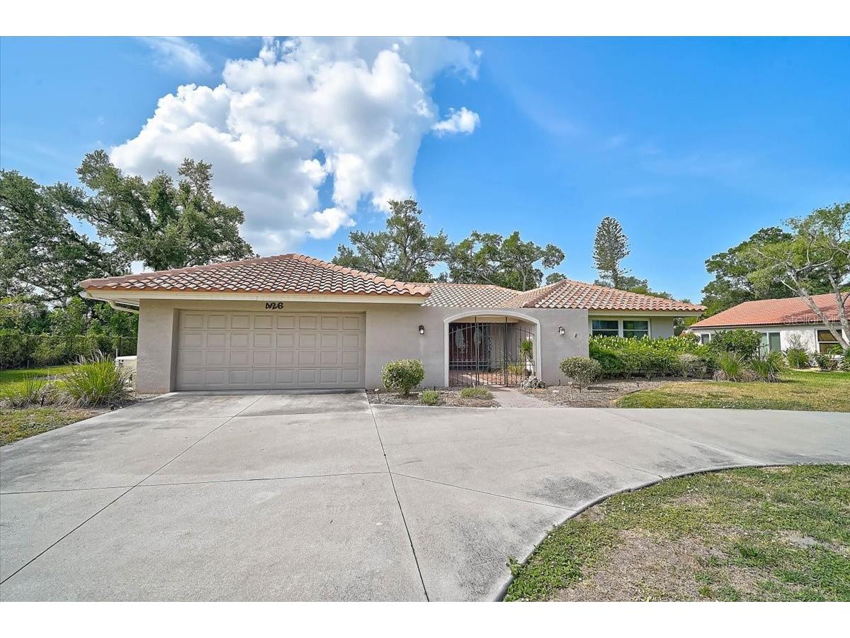 426 Whitfield Avenue Sarasota FL 34243 A4697567 image1