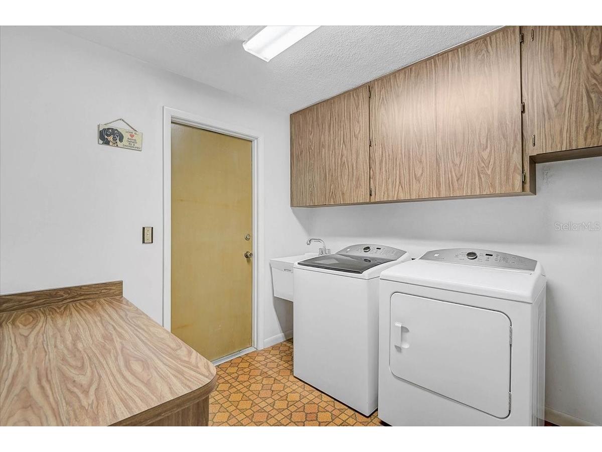 426 Whitfield Avenue Sarasota FL 34243 A4697567 image14