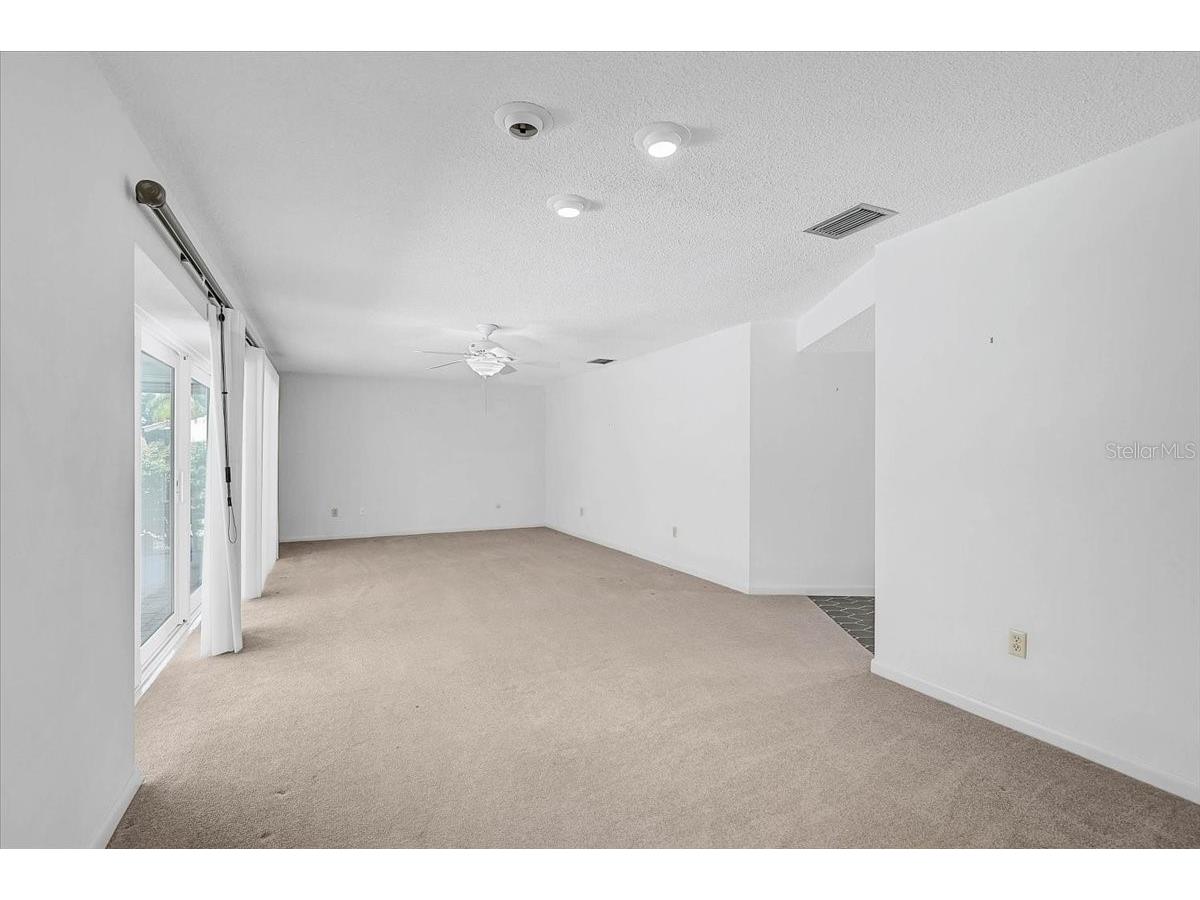 426 Whitfield Avenue Sarasota FL 34243 A4697567 image26