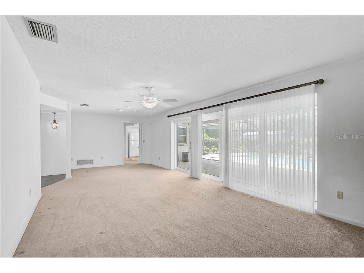 426 Whitfield Avenue Sarasota FL 34243 A4697567 image28