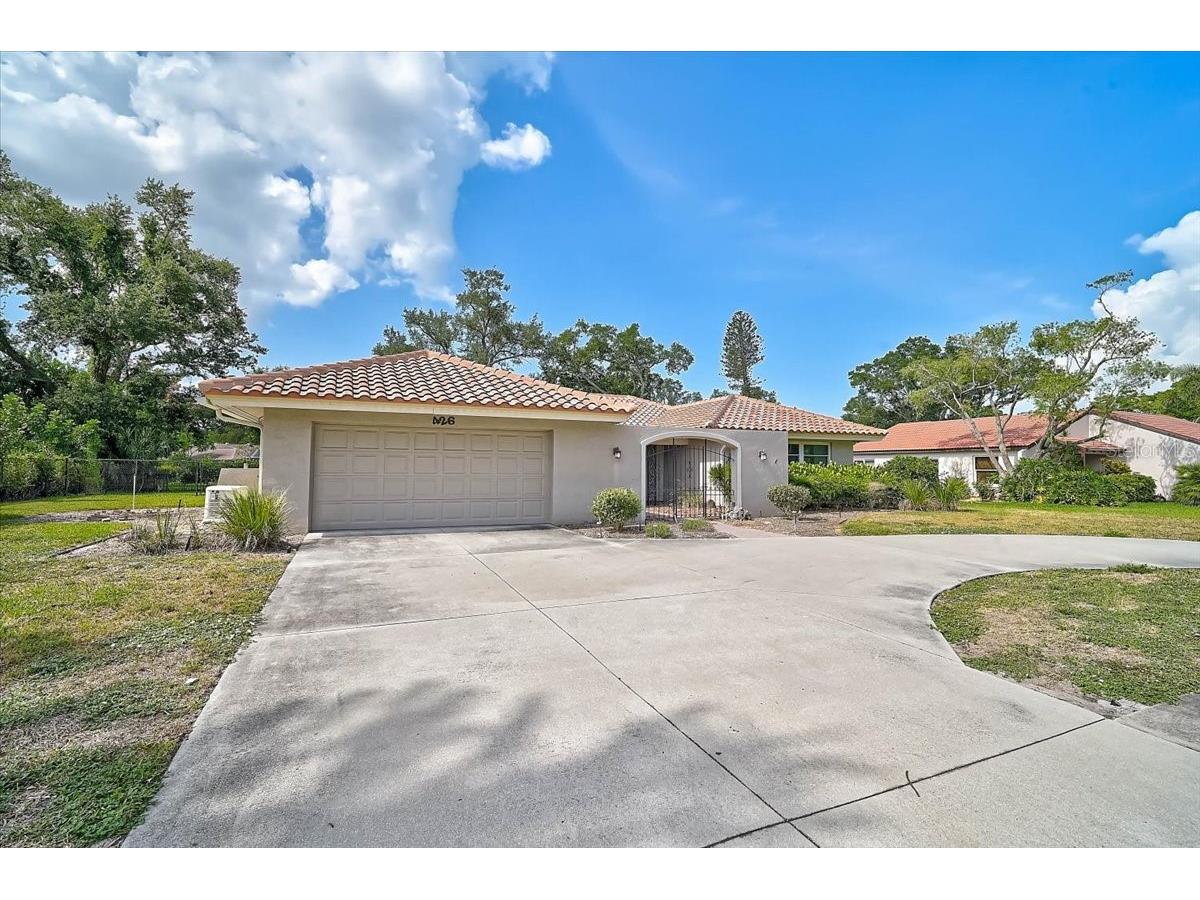 426 Whitfield Avenue Sarasota FL 34243 A4697567 image3