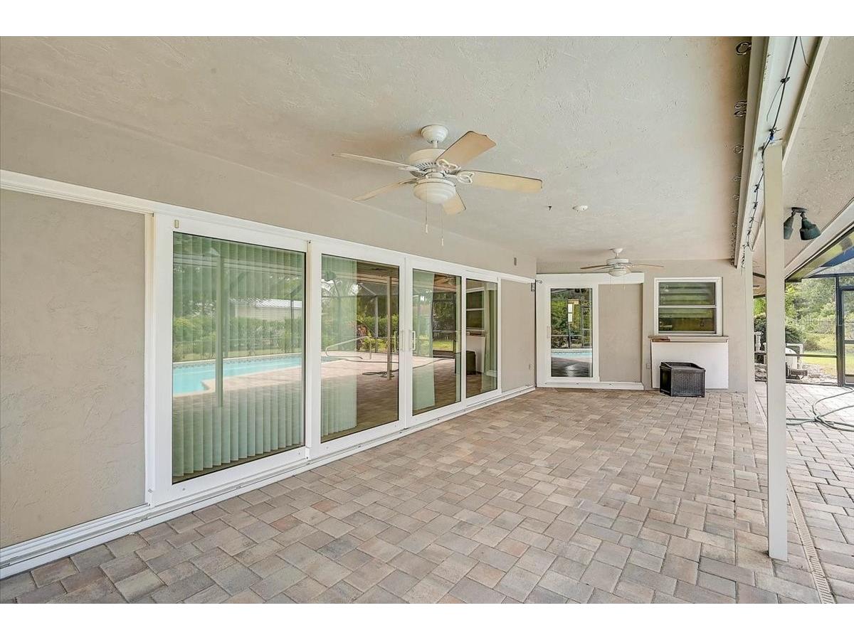 426 Whitfield Avenue Sarasota FL 34243 A4697567 image33